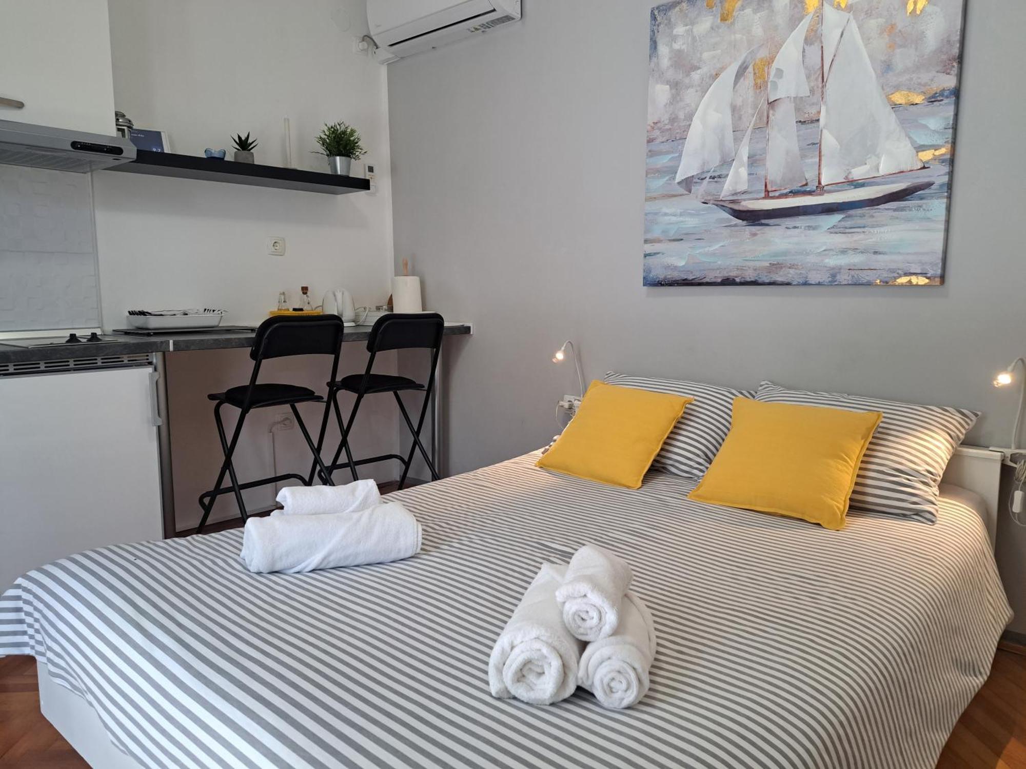 Apartman Dida Jakov พรีมอชเตน ภายนอก รูปภาพ